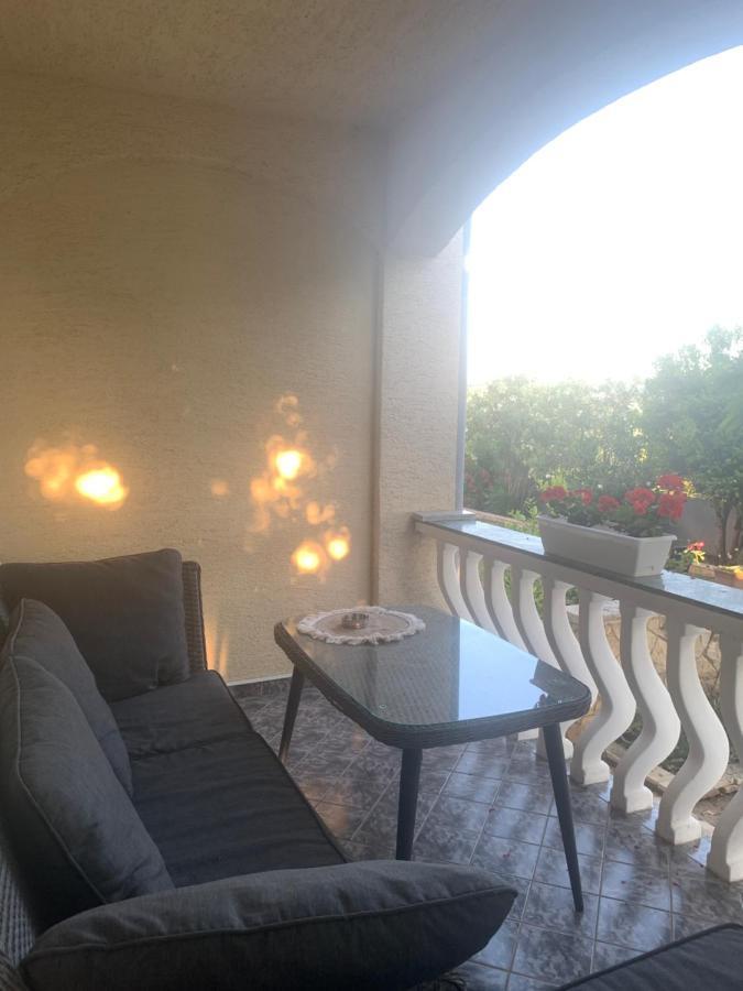 Casa Mare Rtina Garten Zwei Baeder Eg Bagian luar foto