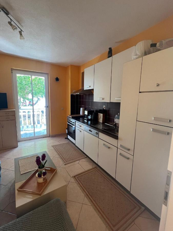 Casa Mare Rtina Garten Zwei Baeder Eg Bagian luar foto